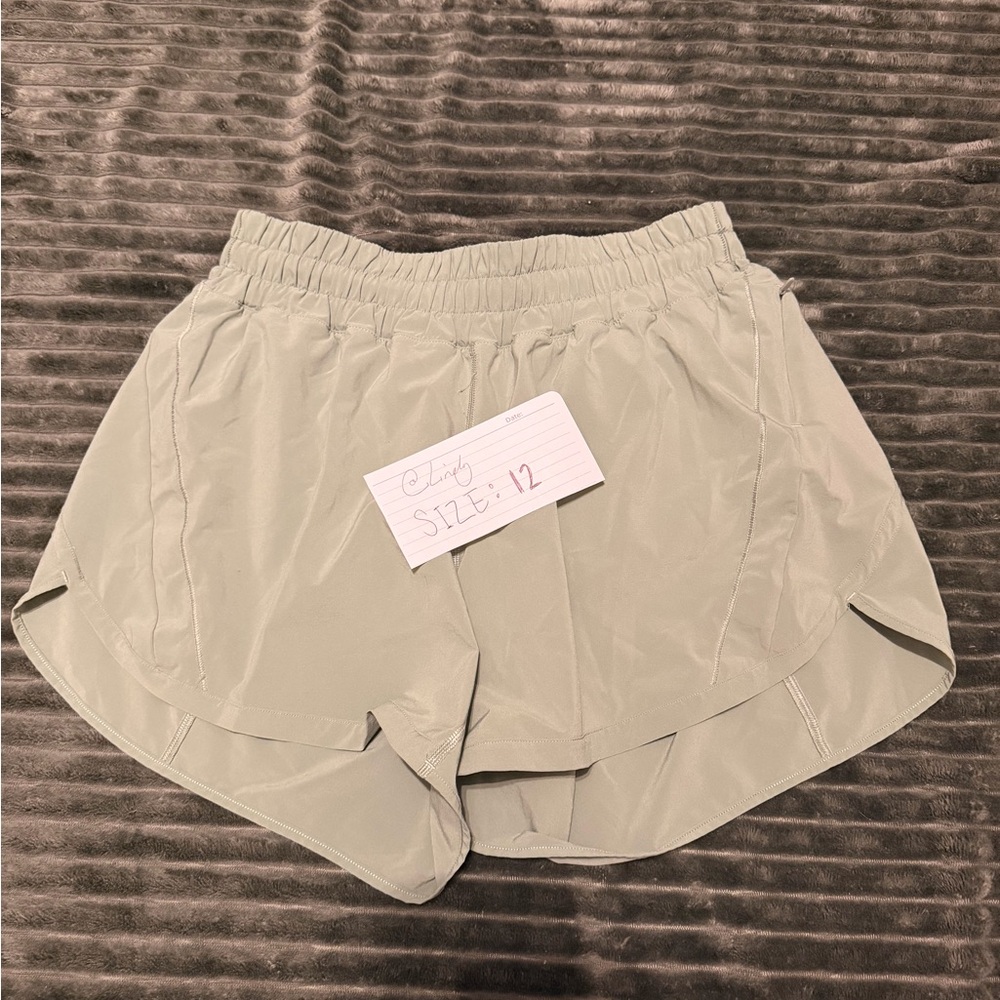 Lululemon size 12 shorts
